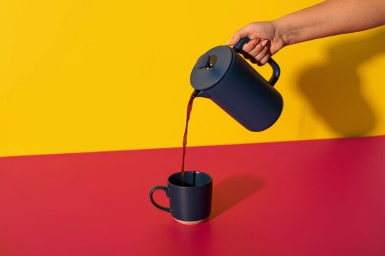La Cafetiere Френска преса Cafetière керамика 1 л "Арецо" тъмносиня – La Cafeti
