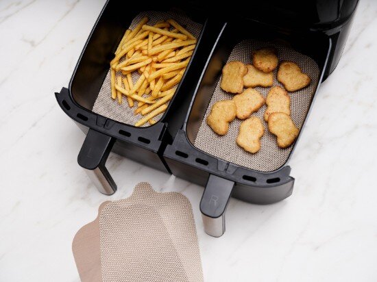 NOSTIK Комплект от 4 незалепващи защитни листа за двоен фритюрник "AirFryer"