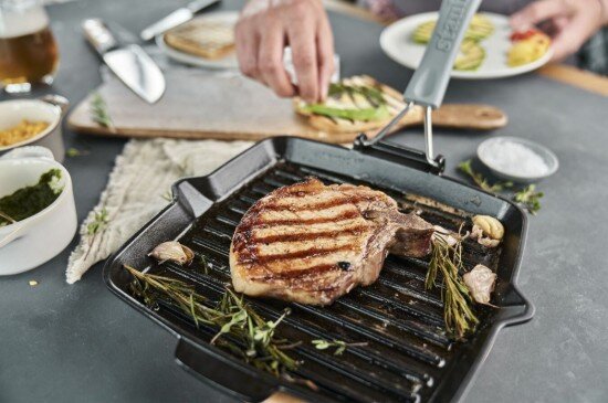 Staub Квадратен грил тиган 24см чугун Black -
