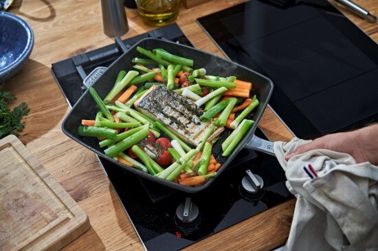 Staub Квадратен грил тиган чугун 30 см Graphite Grey -