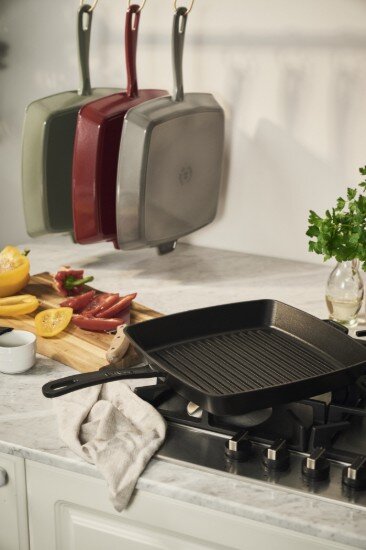 Staub Квадратен грил тиган чугун 30см Black -