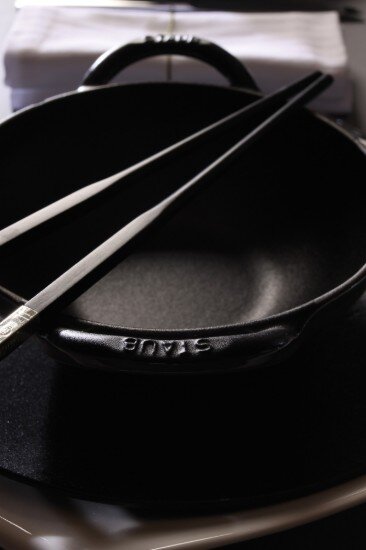 Staub Мини уок чугун 16 см Black -