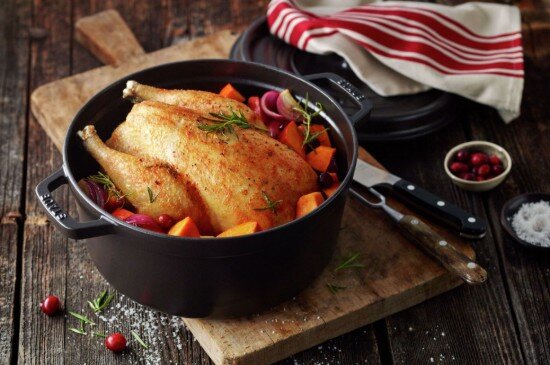 Staub Тенджера Cocotte чугун 30 см/835 л Black -