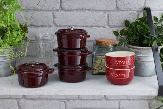 Staub Тенджера Mini-Cocotte чугун 10 см/025 л Grenadine -