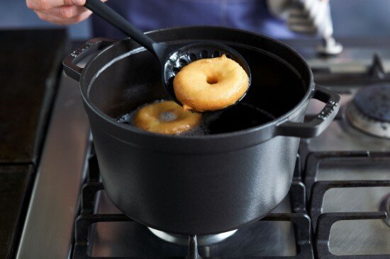 Staub Висока тенджера Cocotte чугун 24 см/47 л Black -