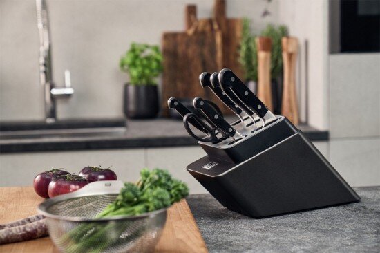 Zwilling Комплект ножове от 7 части с вграден модул за заточване " Pr