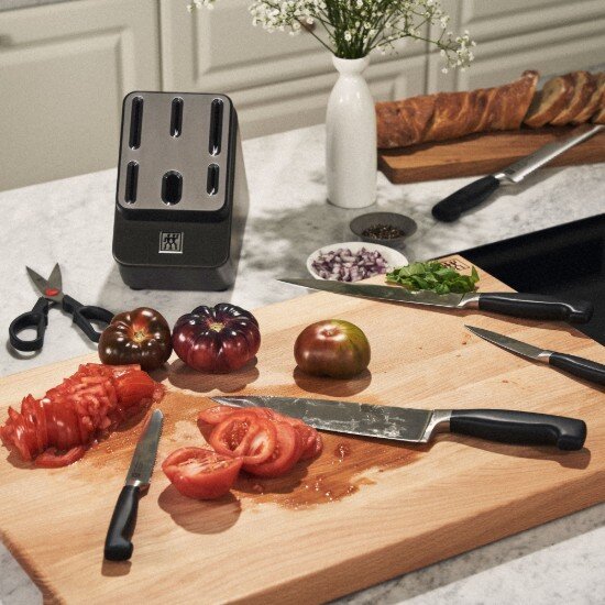 Zwilling Комплект ножове от 7 части с вграден модул за заточване "TWIN Four S