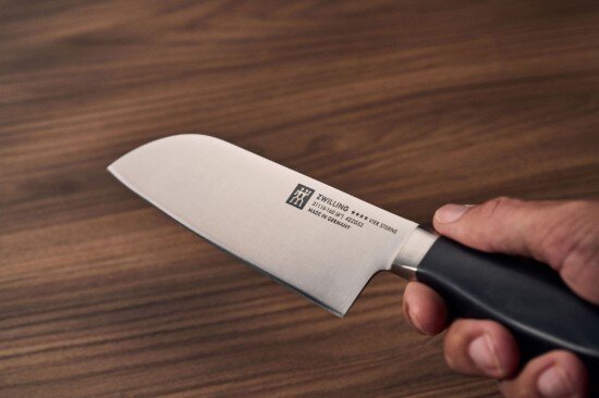 Zwilling Нож Santoku 16 см TWIN Four Star -