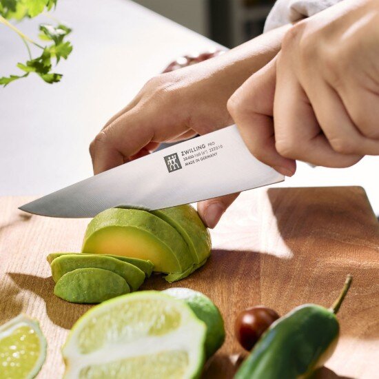 Zwilling Нож за нарязване 16 см << Pro>> -