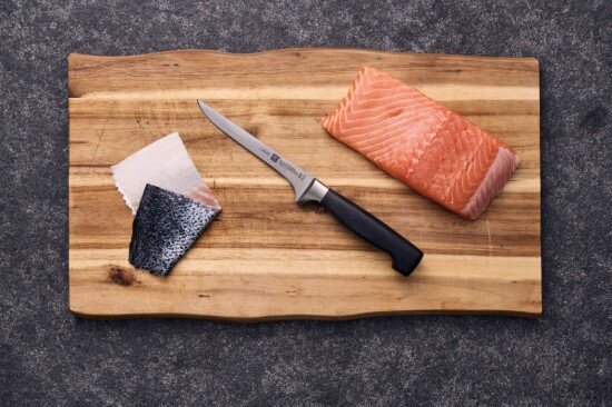 Zwilling Нож за обезкостяване 14 см <<TWIN Four Star>> -