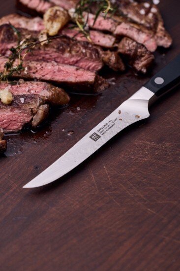 Zwilling Нож за пържола 12 см << Pro>> -