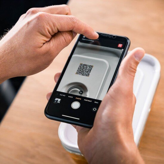 Zwilling Вакуумно запечатващ контейнер за храна "FRESH & SAVE" 400 мл пластма