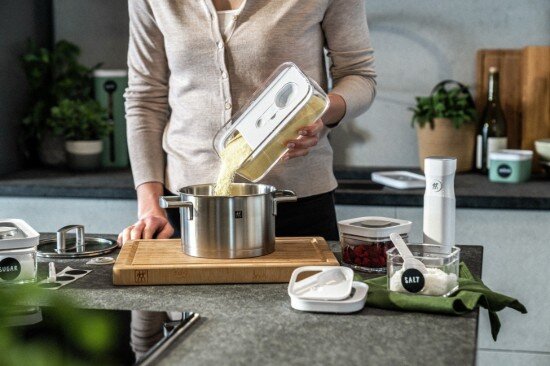 Zwilling Вложка за контейнер за храна с мерителна лъжица пластмасов размер M