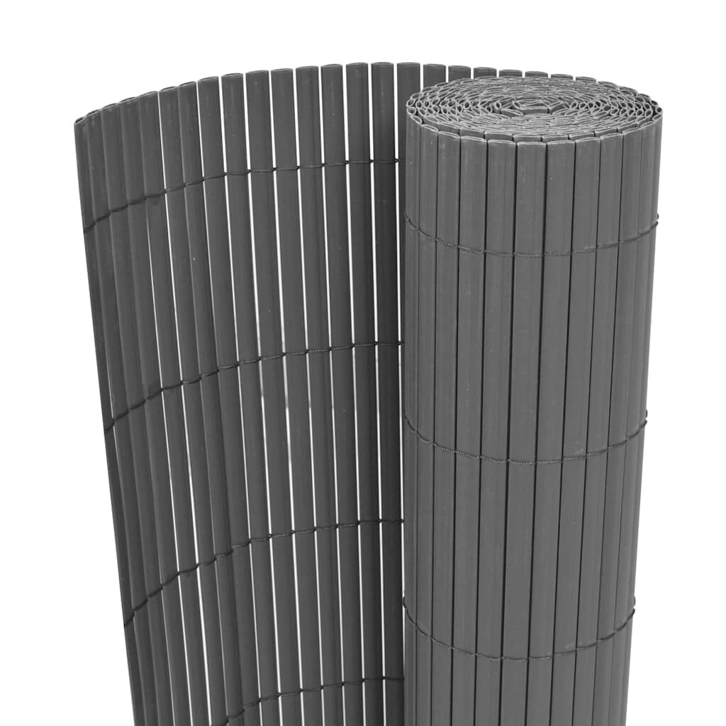 vidaXL Двустранна градинска ограда PVC 90x500 см сива