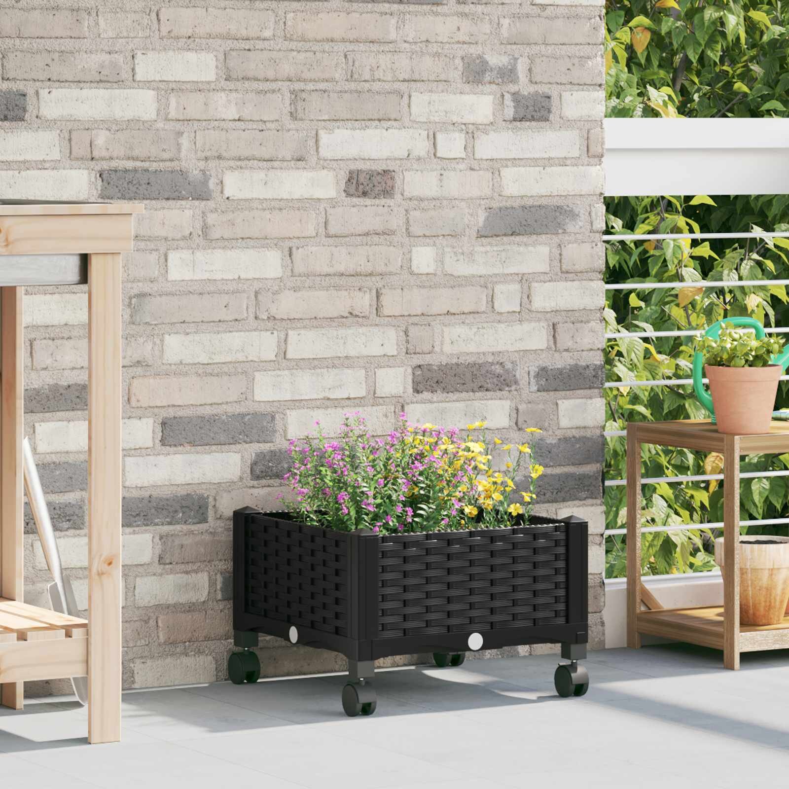 vidaXL Градинска саксия с колела Черно 40 x 40 x 29 см ПП