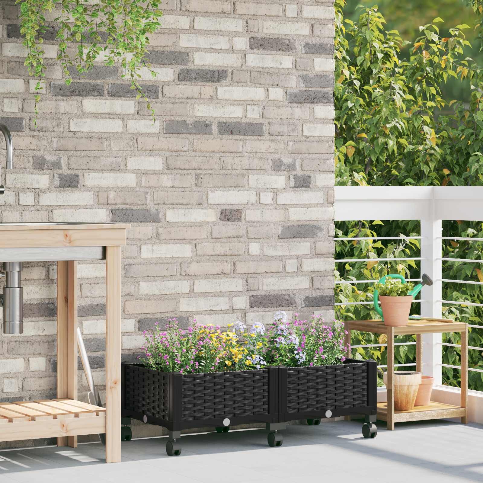 vidaXL Градинска саксия с колела Черно 80 x 40 x 29 см ПП