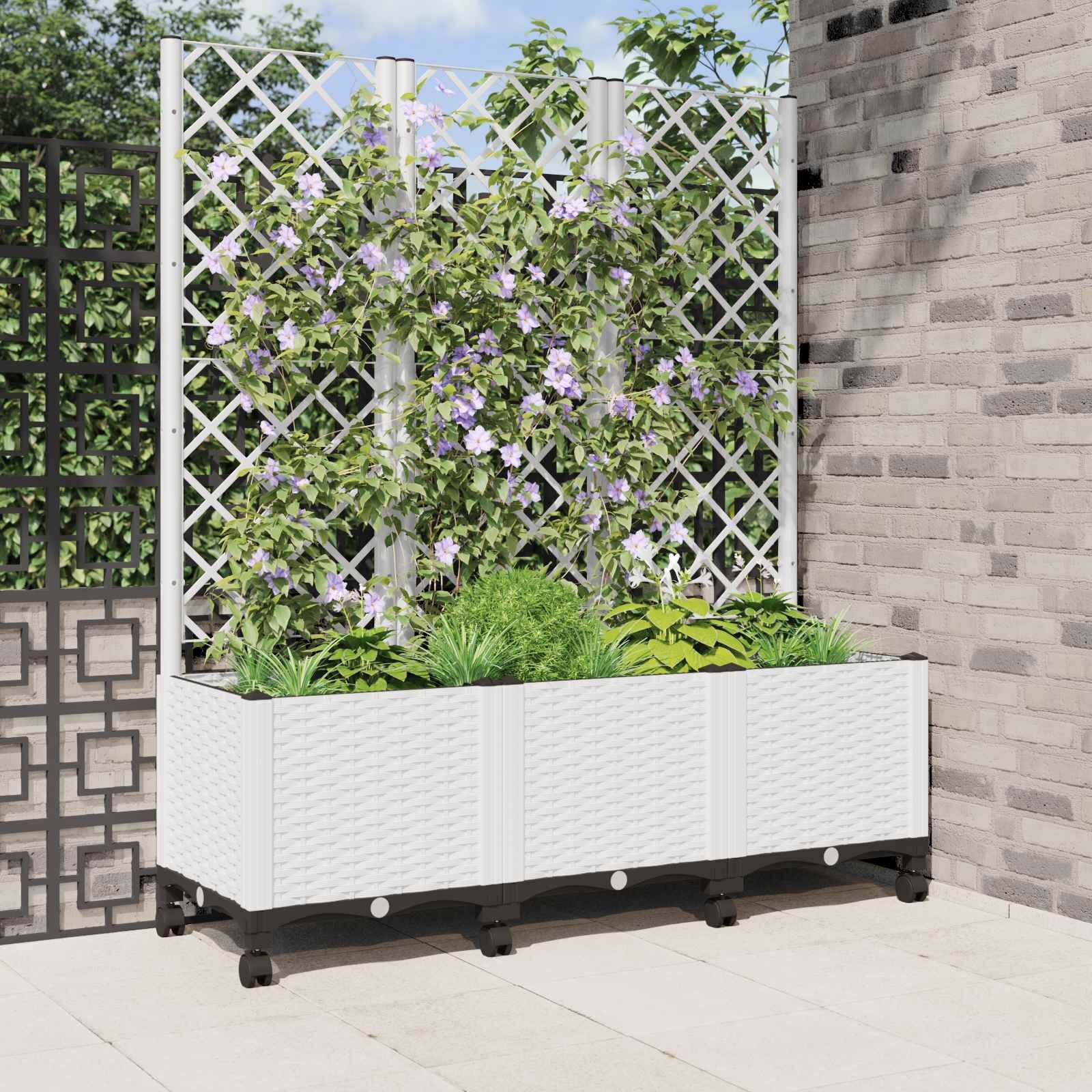 vidaXL Градински сандък с решетка и колела Бяло 120 x 40 x 146 см ПП