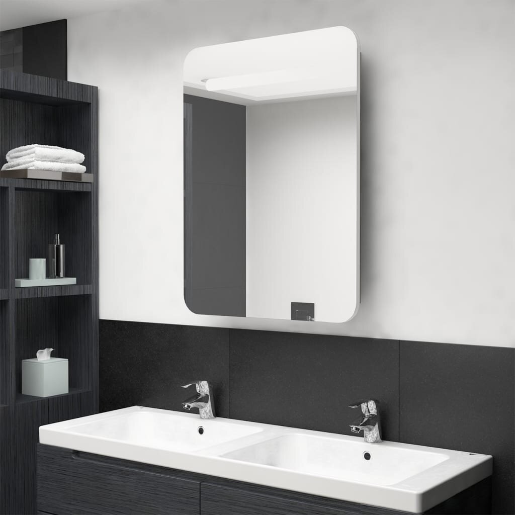 vidaXL LED шкаф с огледало за баня бяло и цвят дъб 60x11x80 см